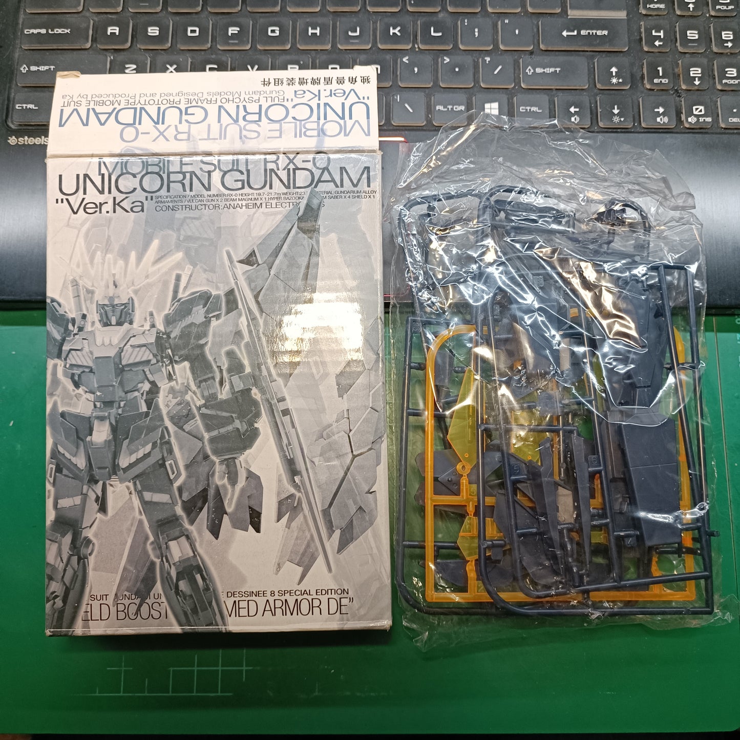 1/100 MG RX-0 Unicorn 02 BANSHEE Gundam Ver.Ka Shield Booster Armed Armor DE