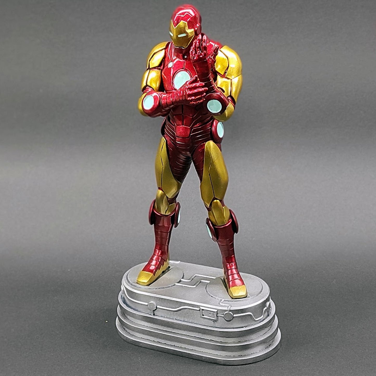 RESINA IRON MAN MODEL 70