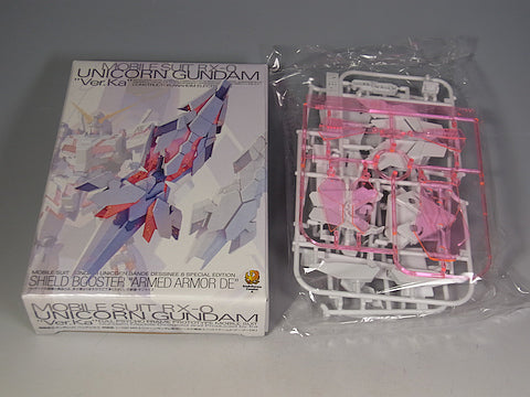 1/100 MG RX-0 Unicorn Gundam Ver.Ka Shield Booster Armed Armor DE (red)